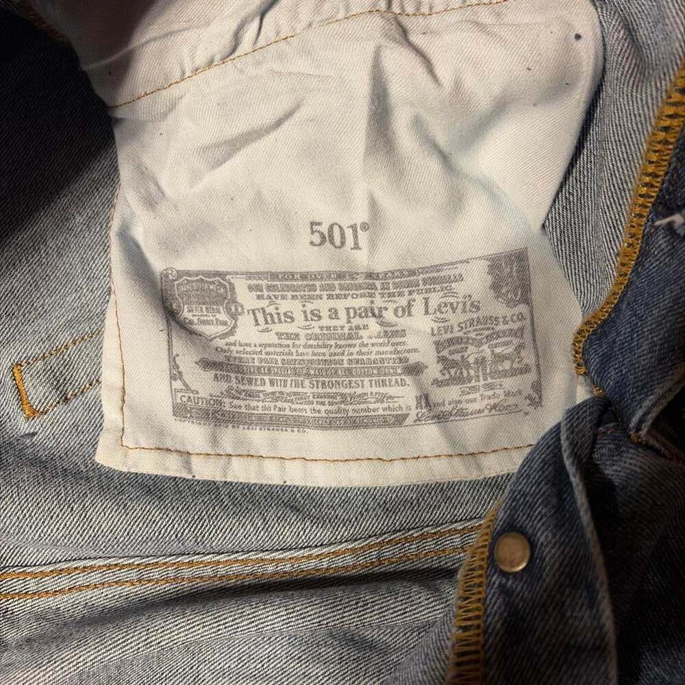 Men's 501 Levi's Jeans - Picture 4 of 7
